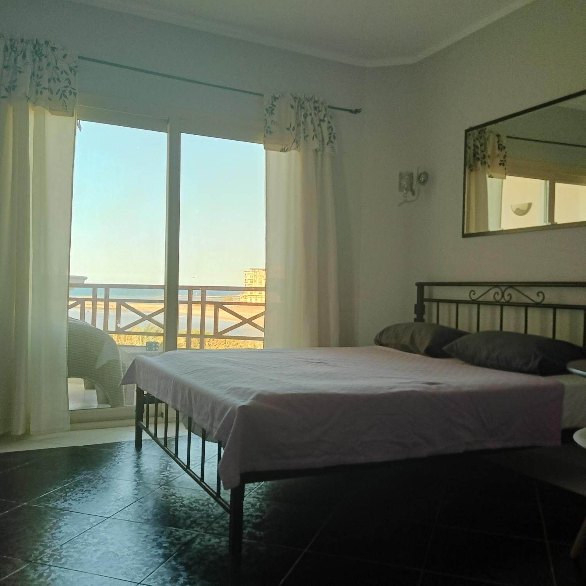 Tony's Privy Beds By Red Sea Apartmán *